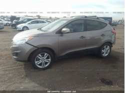 HYUNDAI TUCSON KM8JU3AC3CU393052