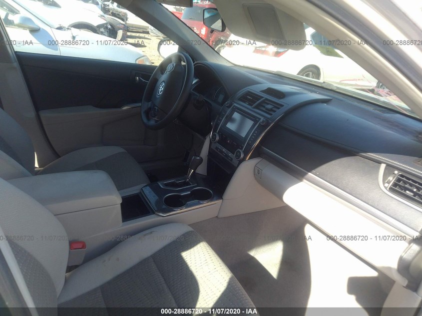 TOYOTA CAMRY HYBRID 4T1BD1FK8EU098685