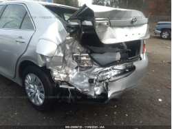 TOYOTA CAMRY HYBRID 4T1BD1FK8EU098685