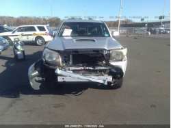TOYOTA TACOMA 3TMLU4EN9BM069329