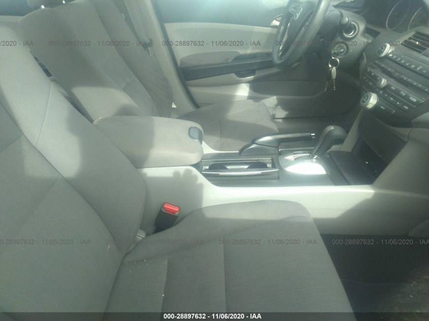 HONDA ACCORD SDN 1HGCP2F3XCA040981