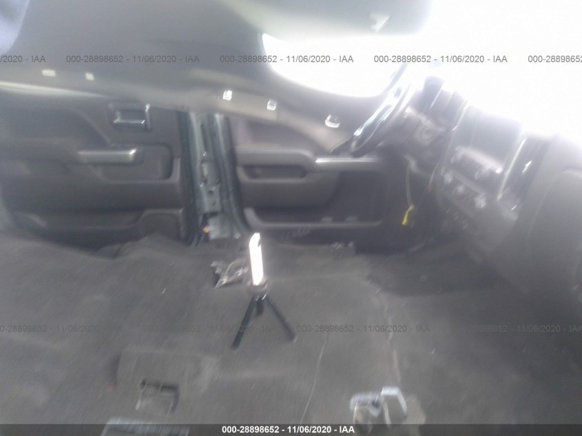CHEVROLET SILVERADO 1500 3GCPCREC1JG151648