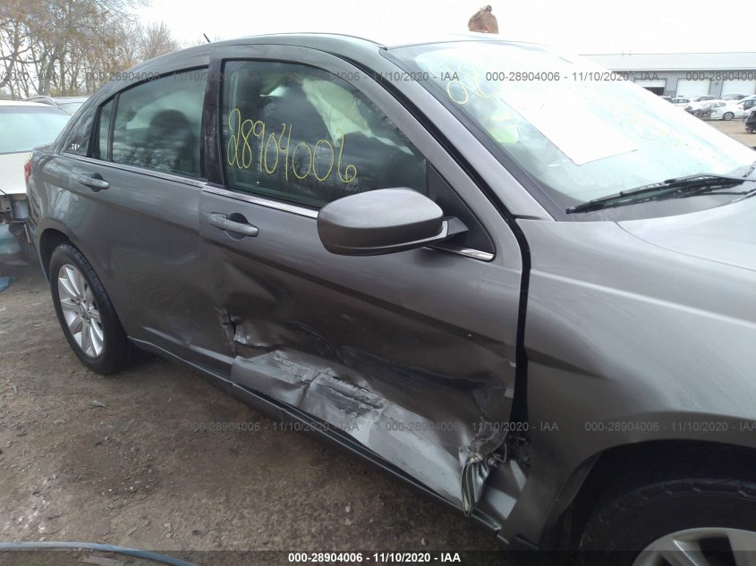 CHRYSLER 200 1C3CCBBB4DN515191