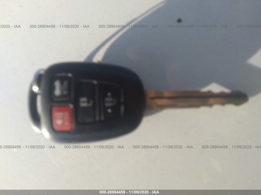 TOYOTA COROLLA 5YFBURHE8FP352775