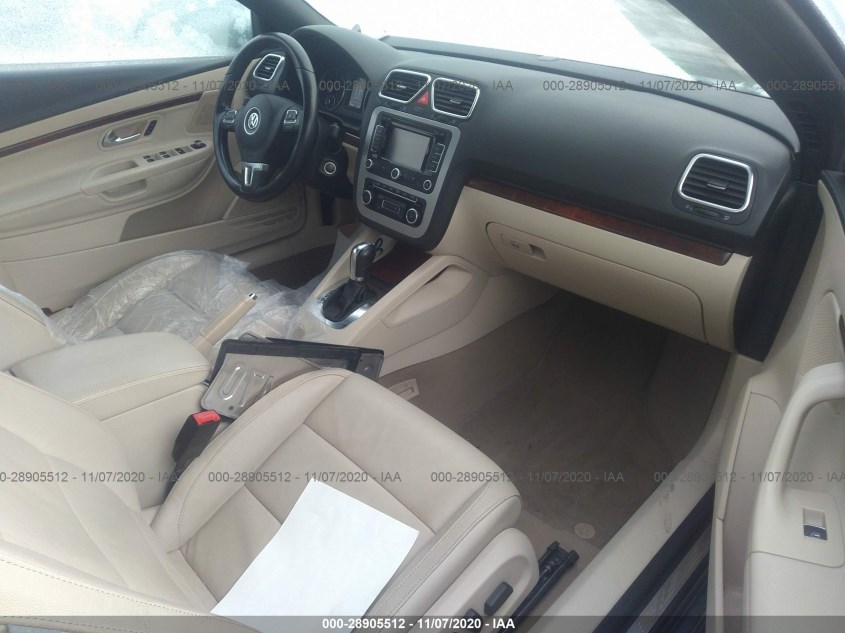 VOLKSWAGEN EOS WVWFW7AH2CV002930
