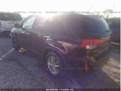 KIA SORENTO 5XYKTCA61EG470494