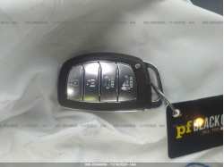HYUNDAI TUCSON KM8J33A25JU747032