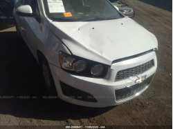CHEVROLET SONIC 1G1JC6SG2E4114258