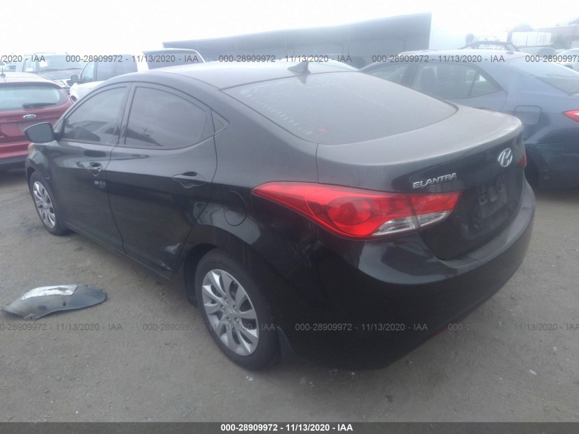 HYUNDAI ELANTRA 5NPDH4AE5DH204409
