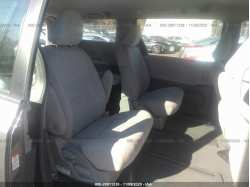 TOYOTA SIENNA 5TDZK3DCXFS541683