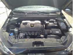 HYUNDAI ELANTRA 5NPD84LF1KH440431