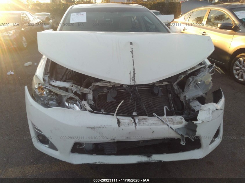 TOYOTA CAMRY 4T4BF1FKXCR231833