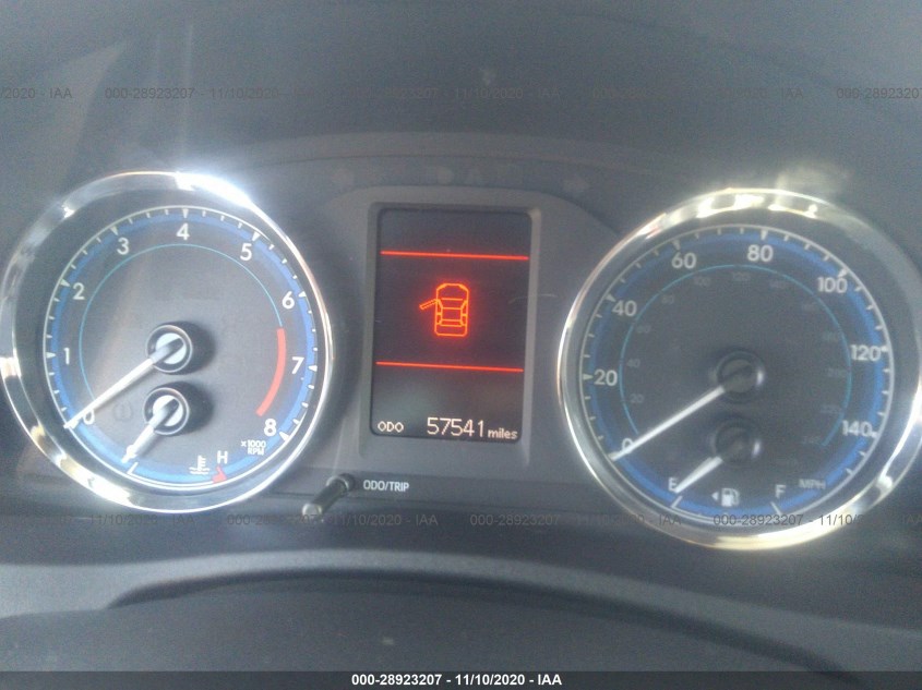 TOYOTA COROLLA 2T1BURHE6JC992606