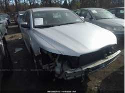 FORD TAURUS 1FAHP2E87EG130399