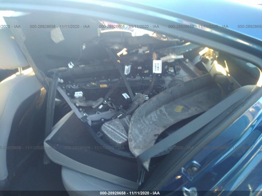 HYUNDAI ELANTRA 5NPD84LF4HH072254