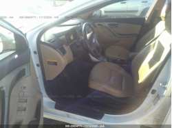 HYUNDAI ELANTRA 5NPDH4AE5DH233957