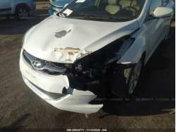 HYUNDAI ELANTRA 5NPDH4AE5DH233957