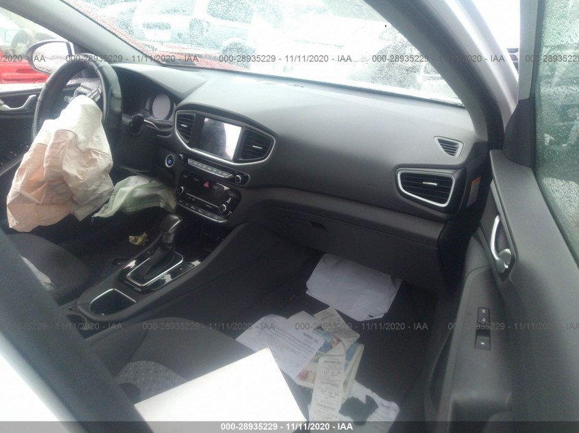 HYUNDAI IONIQ HYBRID KMHC75LCXKU119502