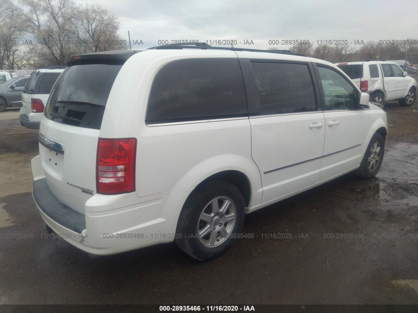 CHRYSLER TOWN & COUNTRY 2A4RR5DX8AR351340