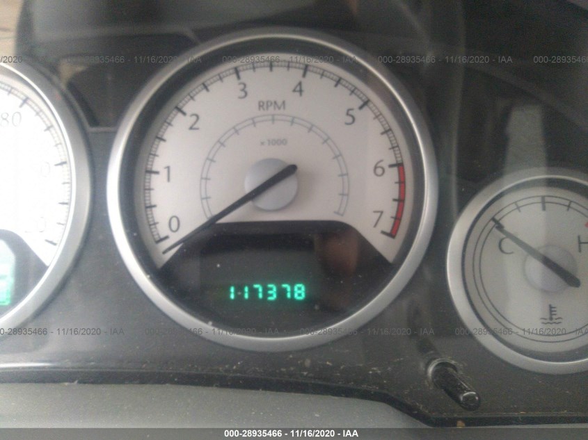 CHRYSLER TOWN & COUNTRY 2A4RR5DX8AR351340