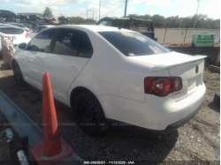 VOLKSWAGEN JETTA SEDAN 3VWJX7AJ3AM019704