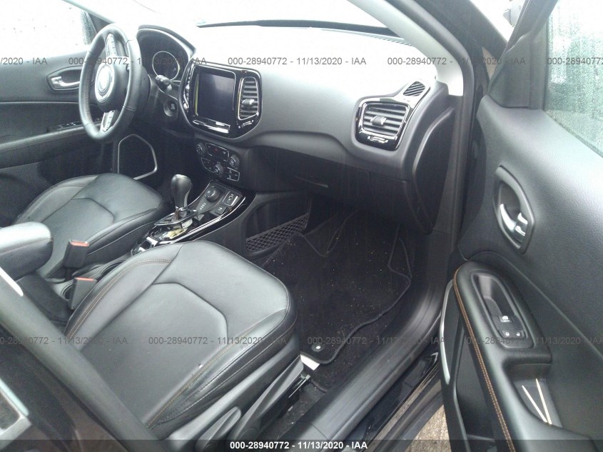JEEP COMPASS 3C4NJDCB6KT678846