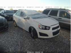 CHEVROLET SONIC 1G1JC5SH3E4195581