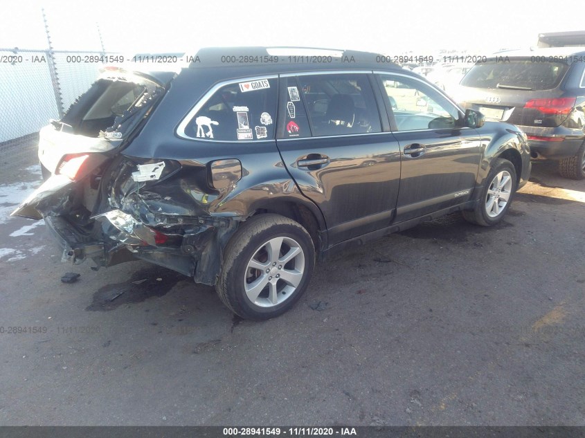 SUBARU OUTBACK 4S4BRCCC7D3270493