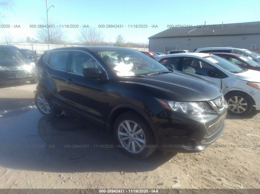NISSAN ROGUE SPORT JN1BJ1CR1JW268921