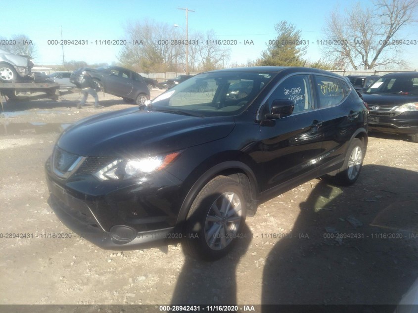 NISSAN ROGUE SPORT JN1BJ1CR1JW268921