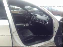 HONDA ACCORD SEDAN 1HGCV1F39JA147257