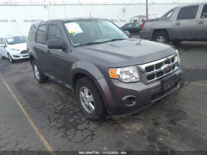 FORD ESCAPE 1FMCU9C75AKB31232