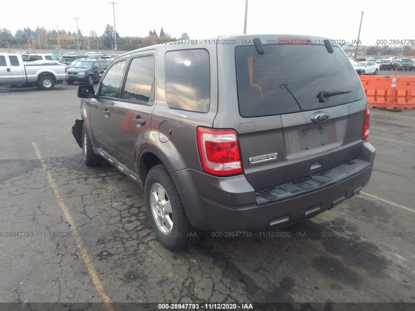 FORD ESCAPE 1FMCU9C75AKB31232