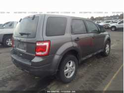 FORD ESCAPE 1FMCU9C75AKB31232