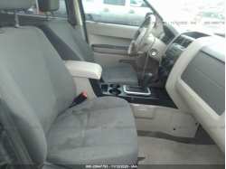 FORD ESCAPE 1FMCU9C75AKB31232