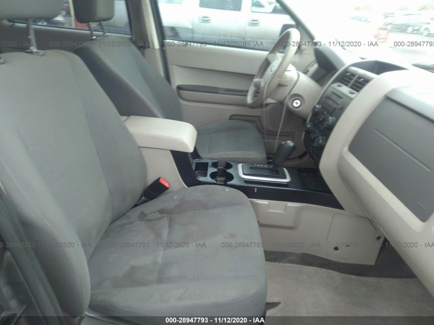 FORD ESCAPE 1FMCU9C75AKB31232
