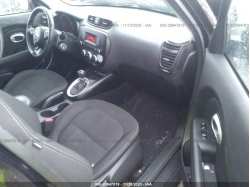 KIA SOUL KNDJN2A2XF7221543