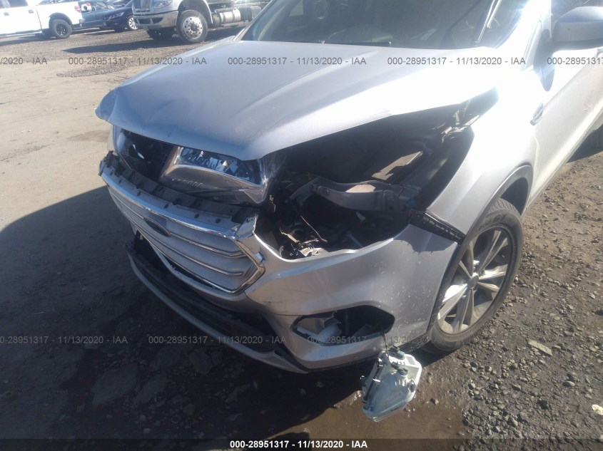 FORD ESCAPE 1FMCU9GD9JUC41060