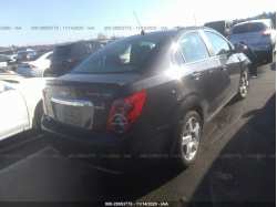 CHEVROLET SONIC 1G1JE5SB5F4120176