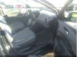 CHEVROLET SONIC 1G1JE5SB5F4120176
