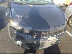 CHEVROLET SONIC 1G1JE5SB5F4120176