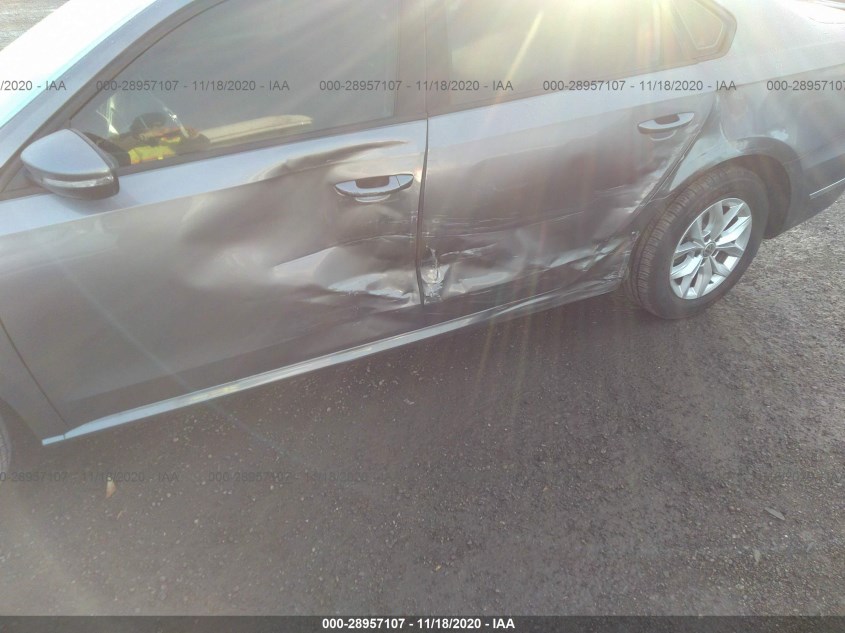 VOLKSWAGEN PASSAT 1VWAA7A32JC020511