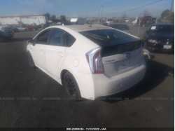TOYOTA PRIUS JTDKN3DU6F0470938