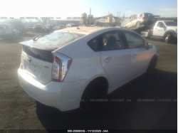 TOYOTA PRIUS JTDKN3DU6F0470938