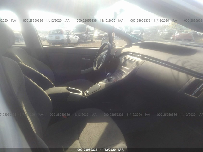 TOYOTA PRIUS JTDKN3DU6F0470938