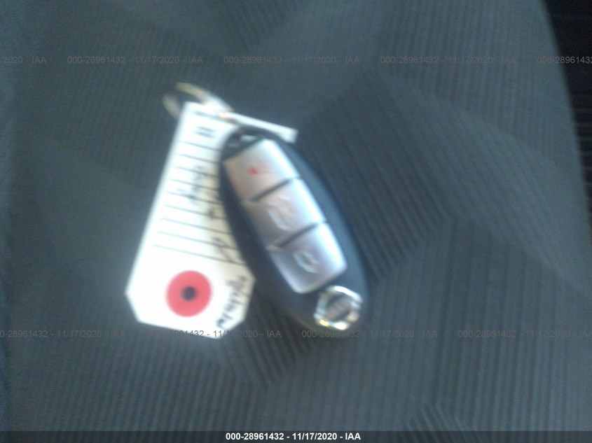 NISSAN ROGUE KNMAT2MV2GP649362