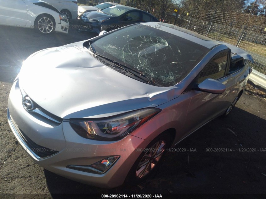 HYUNDAI ELANTRA KMHDH4AE6FU260413