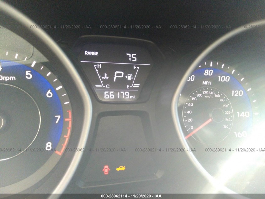 HYUNDAI ELANTRA KMHDH4AE6FU260413