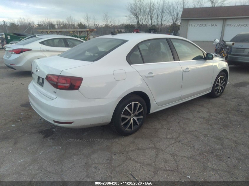 VOLKSWAGEN JETTA 3VWDB7AJ5HM235446