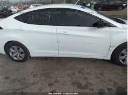 HYUNDAI ELANTRA 5NPDH4AE6GH716829